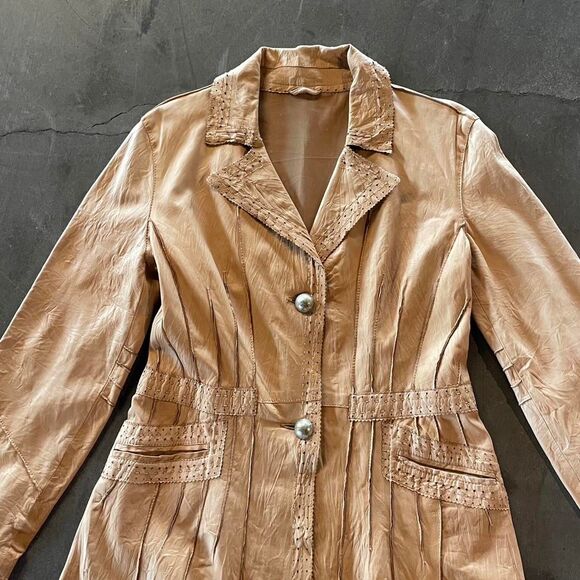 Vintage Italian designer distressed leather jacket size 46 - Picture 2 of 4